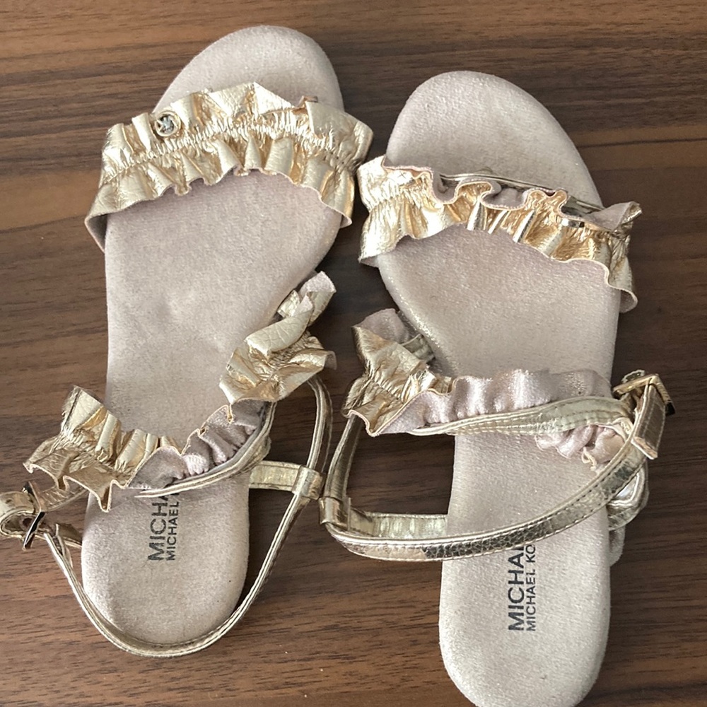 Michael Kors demi frillz gold kids sandals